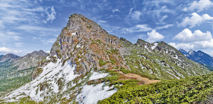 　螺髻山風(fēng)光——蓓蕾峰。涼山在線.jpg